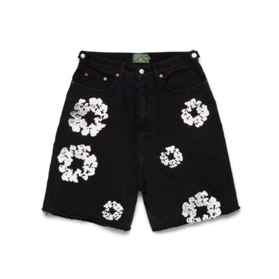 The Cotton Wreath Jean Short Black